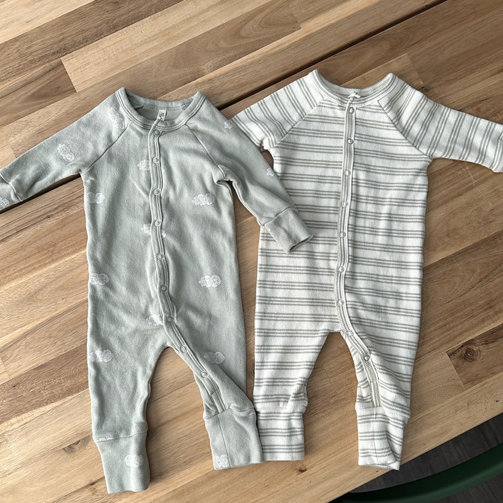 Rylee + Cru 0-3 month onesies